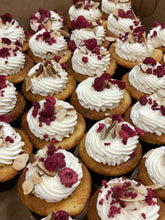 Load image into Gallery viewer, Classic Cupcakes